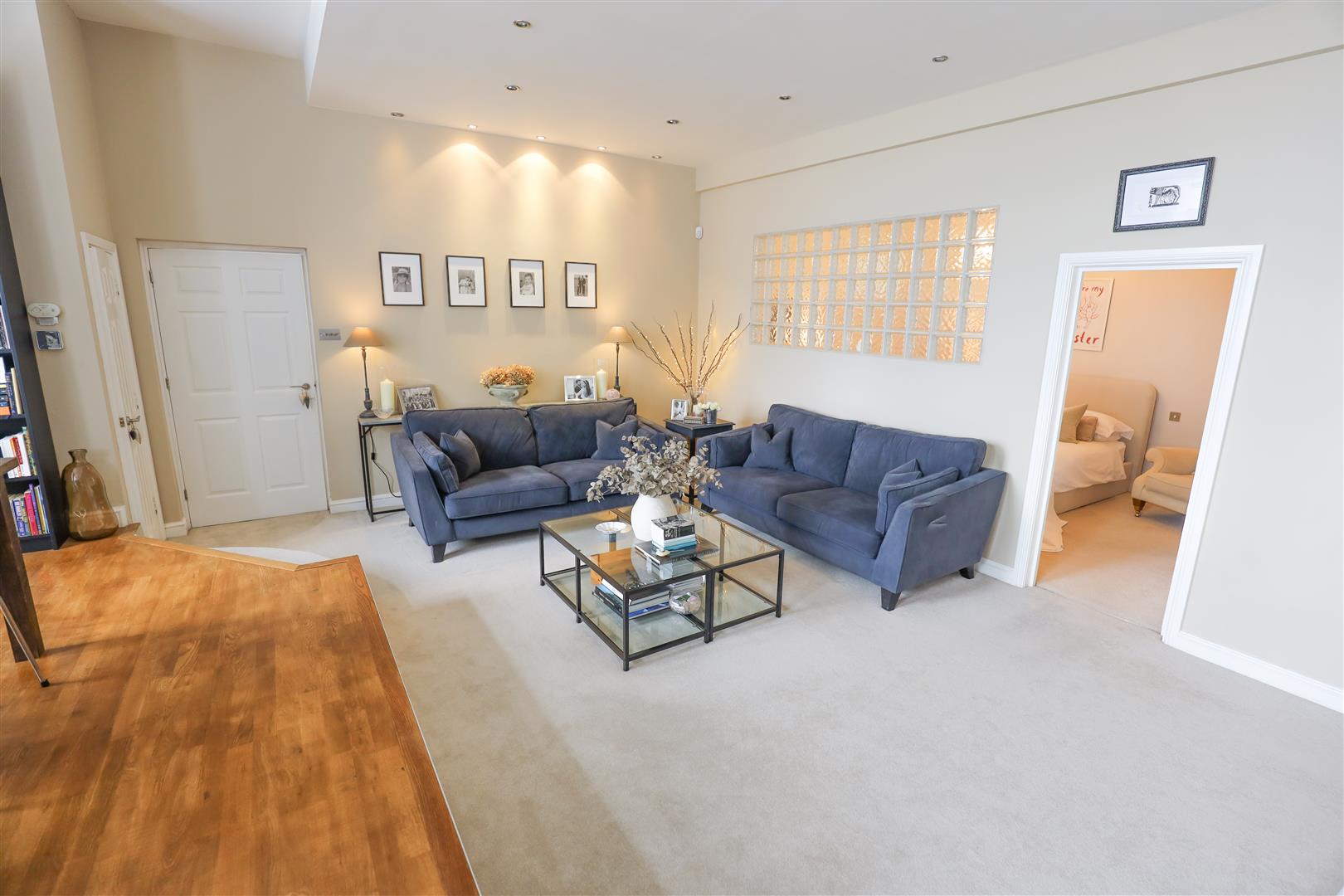 Flat 5, Zoar Court, High Street, Llantrisant, Pontyclun, CF72 8SR